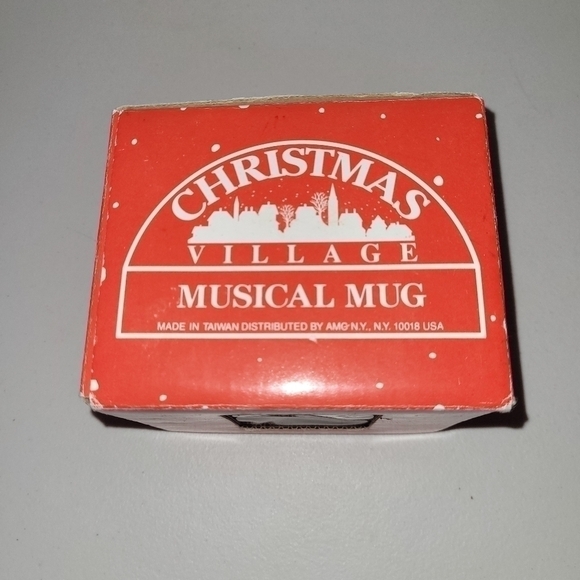 Vintage Christmas Village Musical Christmas Mug / IN ORIGINAL BOX - Picture 5 of 9